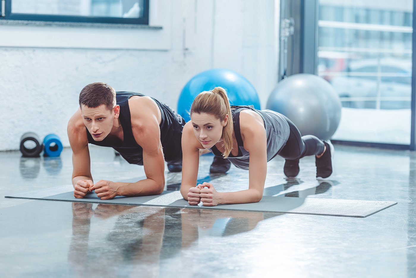 Fit nach Feiertagen -- Plank