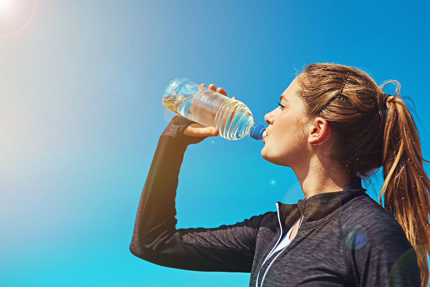 Wasserbedarf – warum wir ohne Flüssigkeit nicht leben können -- ausreichende Flüssigkeitszufuhr im Sport