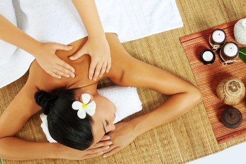 Introbild Abhyanga: Ölmassage in einem Massage Kurs lernen
