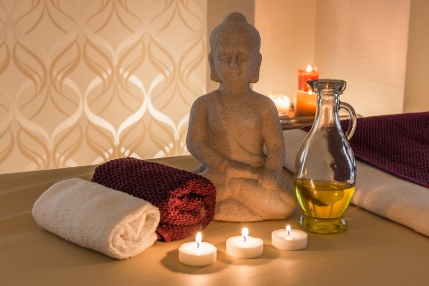 Introbild Ausstattung und Materialien für die Ayurveda-Massage