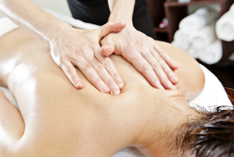 Introbild Die Klassische Massage als Teil der Fachpraktiker-Ausbildung