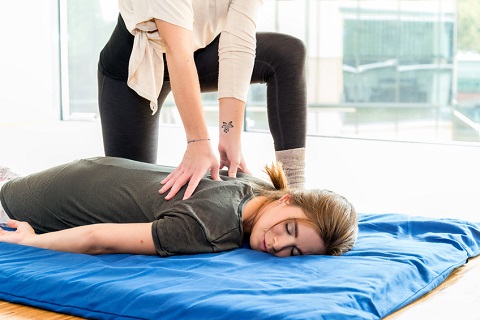 Introbild Shiatsu - fernöstliche Massagetechnik für Körper und Seele