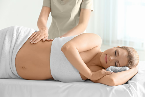 Introbild Massagen in der Schwangerschaft