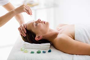 Reiki Massage – Wie funktioniert Reiki?  